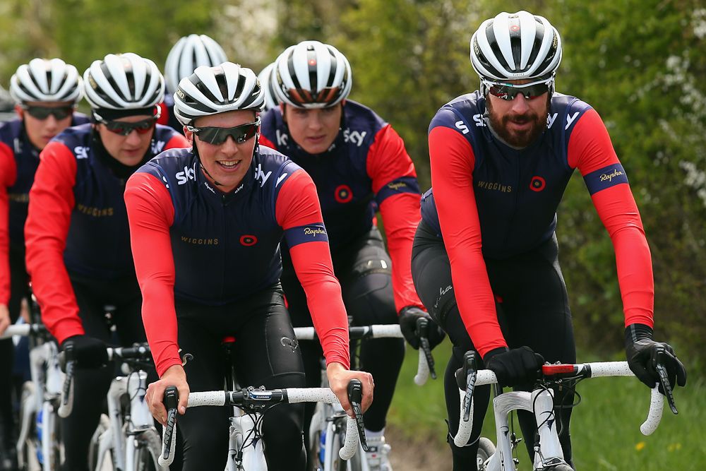 Bradley Wiggins trains with the Wiggins team ahead of the Tour de Yorkshire.