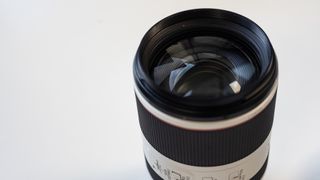 Lens close up image for Canon RF 70-200mm f2.8 lens review_Lauren Scott