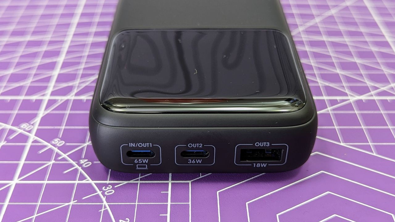 INIU B62 20,000mAh power bank