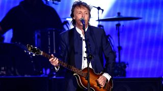 Paul McCartney will play Glastonbury 2022