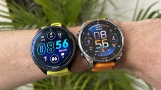 Garmin Fenix 8 vs Garmin Forerunner 965