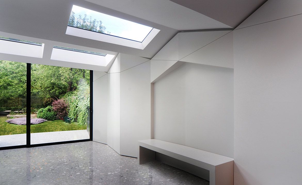 Bureau de Change - Folds House