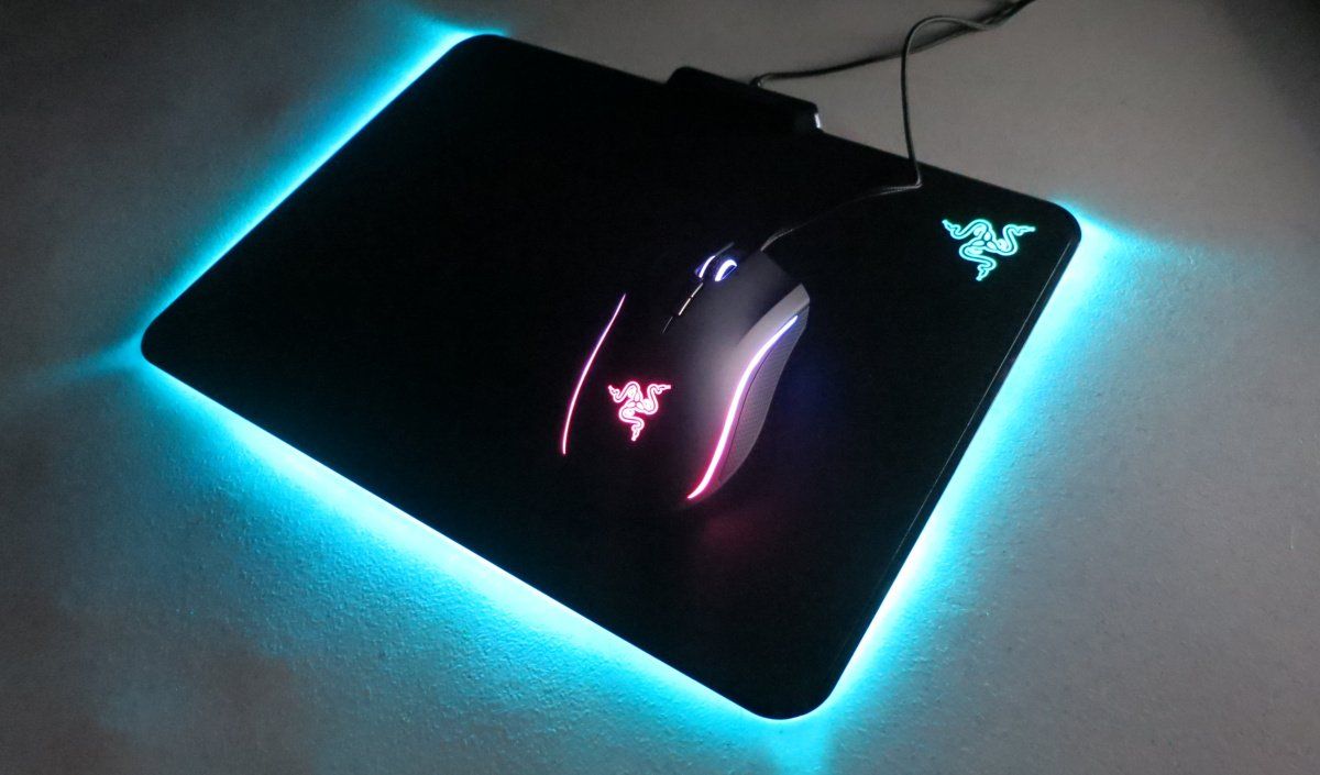 Razer Firefly Light-up Mouse Mat review | Windows Central