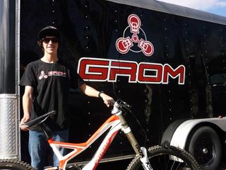 Logan Mulally has signed with Specialized / GROM for 2011.