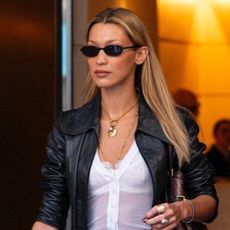 Bella Hadid leaving the Park Hyatt Hotel in Paris on September 28, 2025