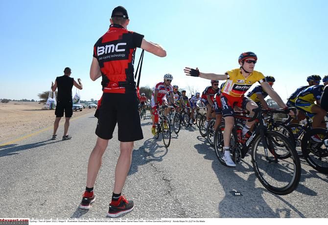 Bookwalter gets a feed in the 2013 Tour of Qatar