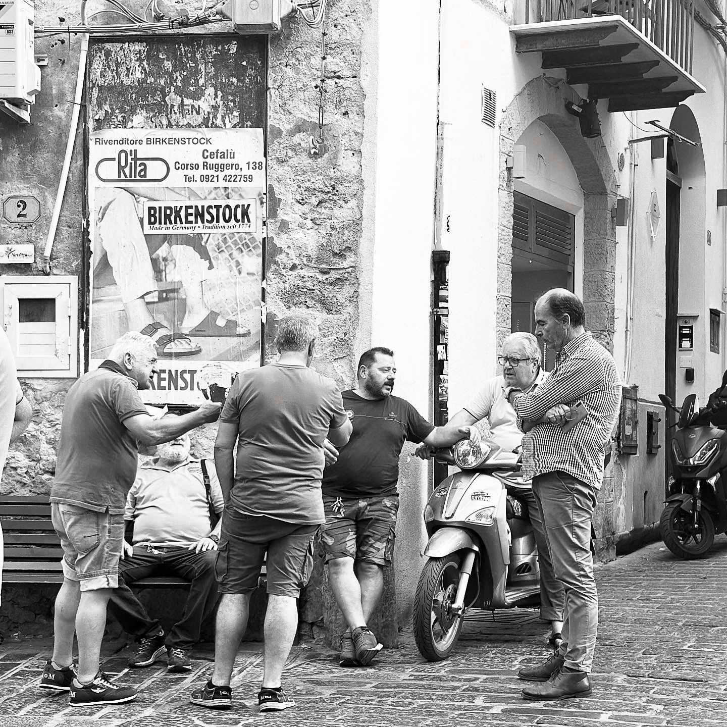 GuruShots - Monochrome Moments Jan 26