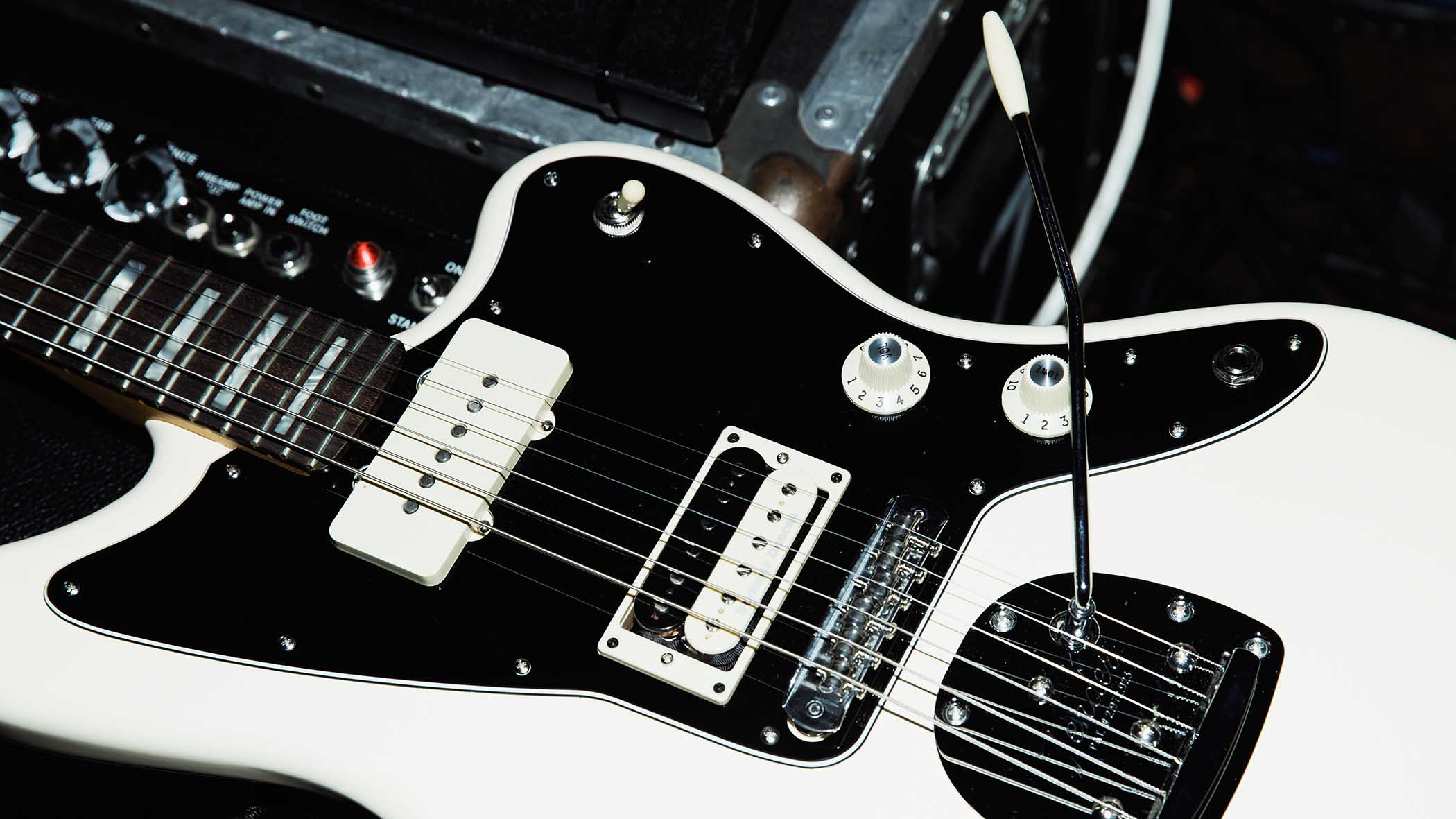 Fender Limited Edition Kim Gordon Jazzmaster