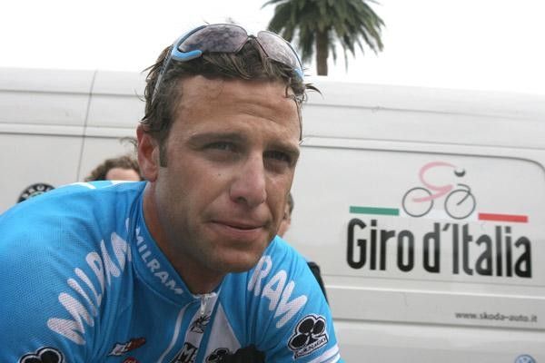Alessandro Petacchi at the start of stage five