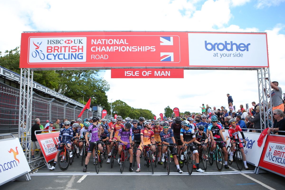 The men's start line