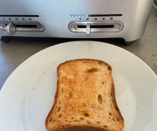 Breville Die Cast 4-Slice Toaster gluten-free bread
