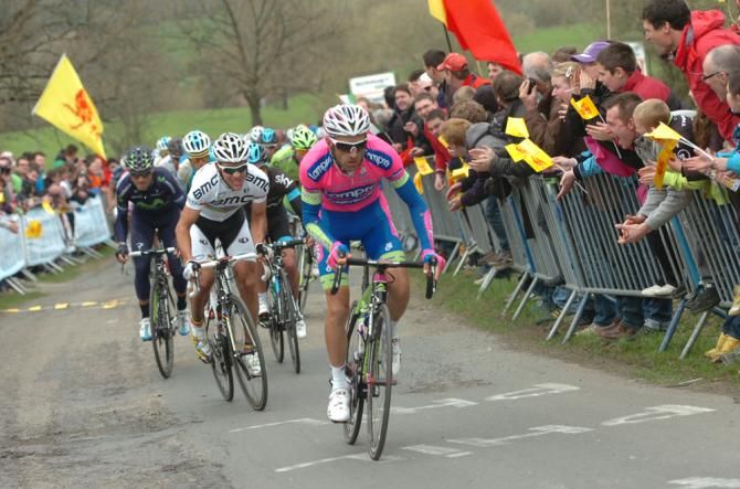 Scarponi attacks Gilbert in Liege-Bastogne-Liege
