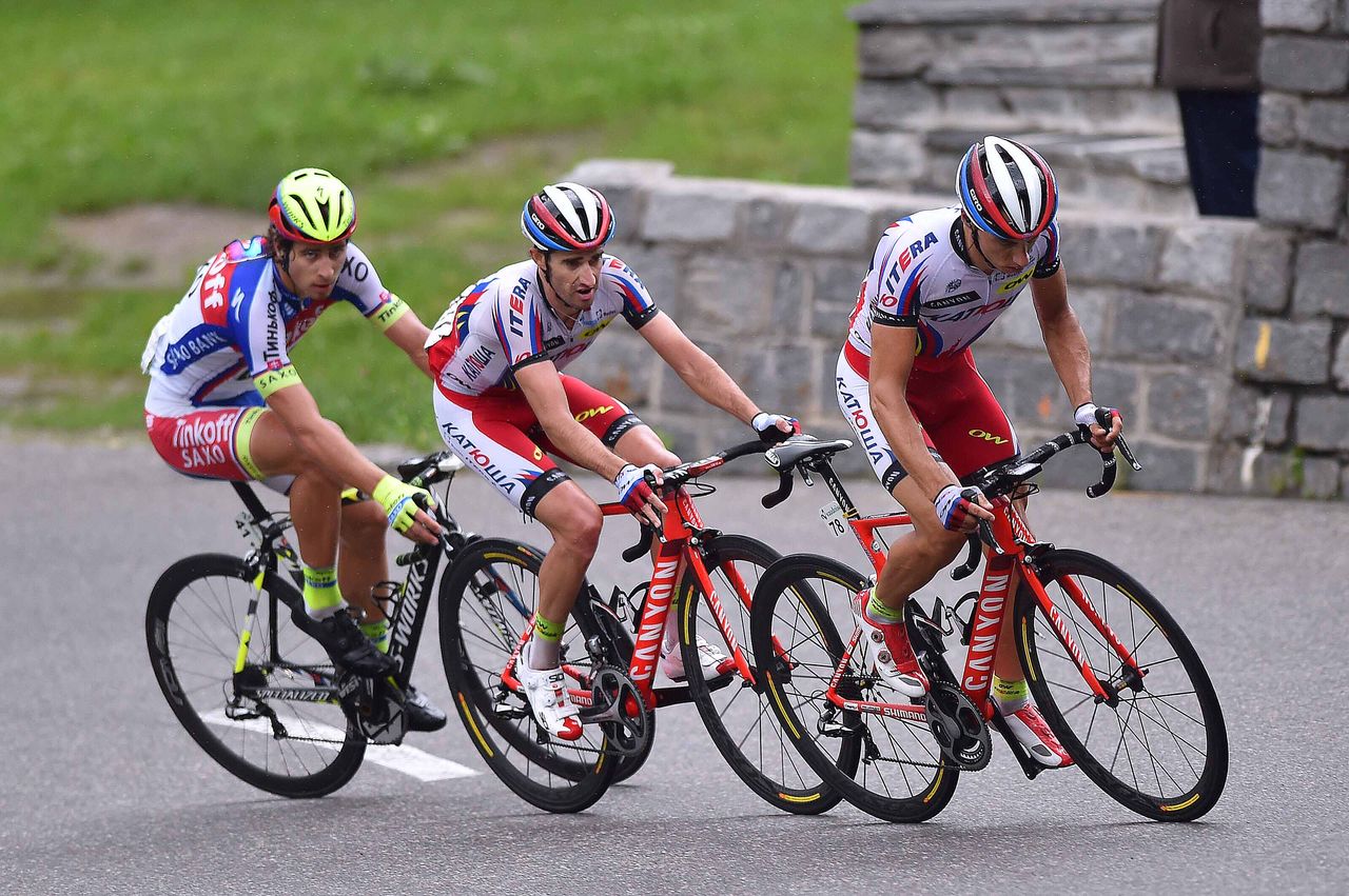 Simon Spilak pulls back a late attack but Sagan lurks on Moreno's wheel