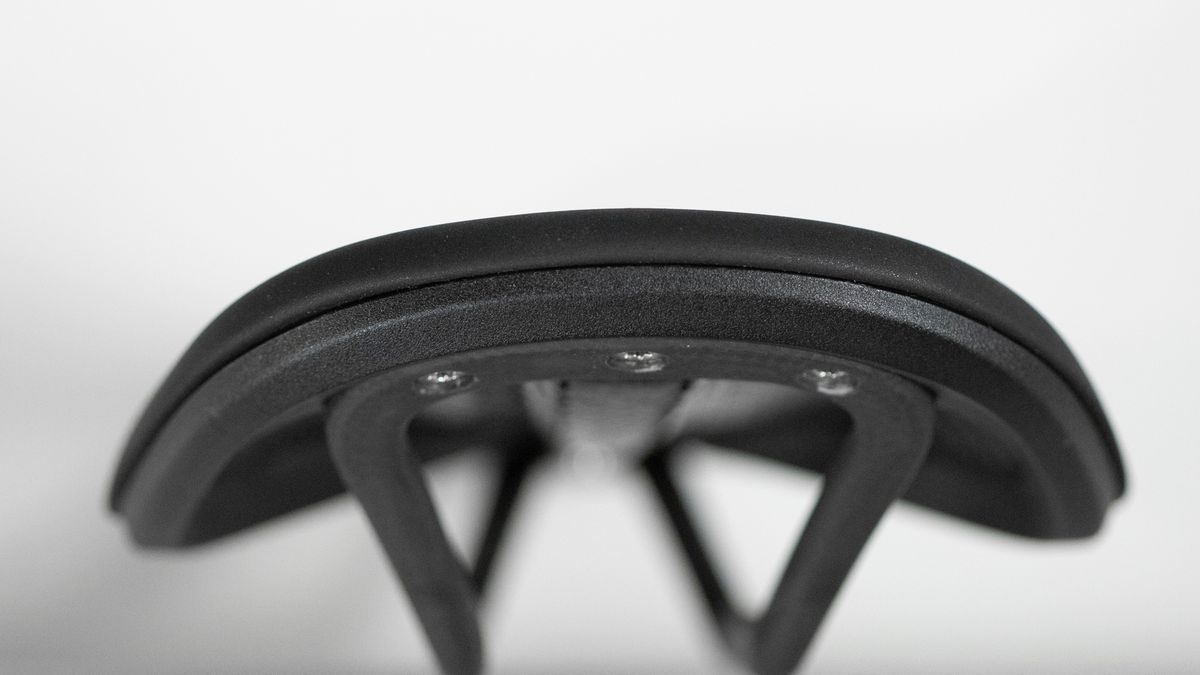 Reform Seymour Saddle rear profile
