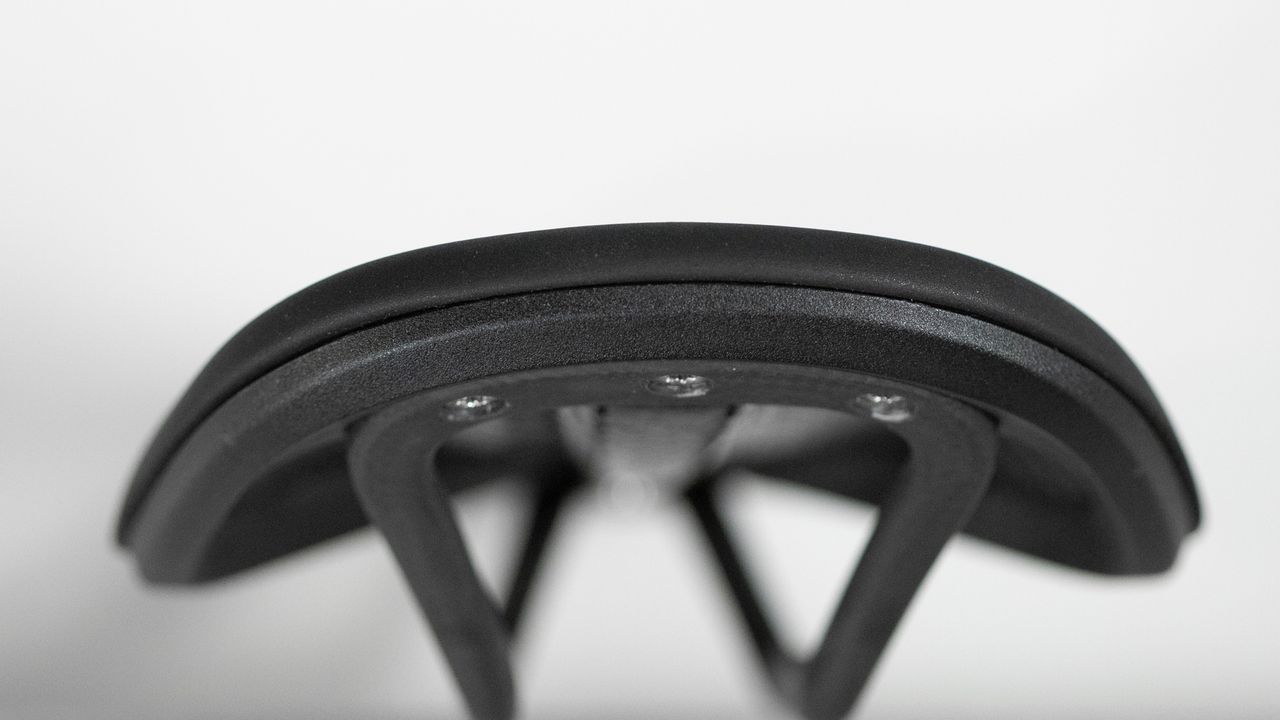 Reform Seymour Saddle rear profile