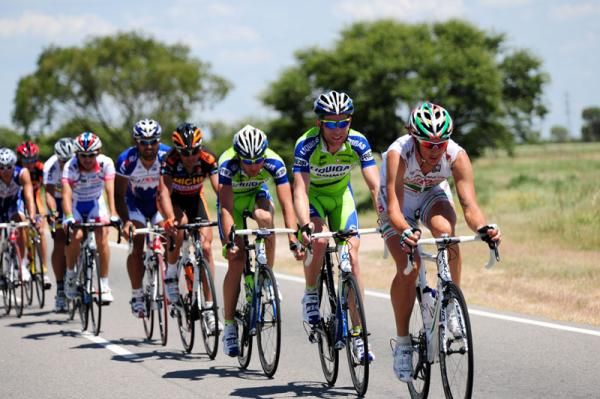 Filippo Pozzato (Katusha) leads the peloton