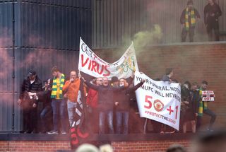Fans protest outside Old Trafford