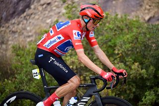 Vuelta a Espa&ntilde;a GC standings - Another bunch sprint on stage 11 keeps Enric Mas in the overall lead