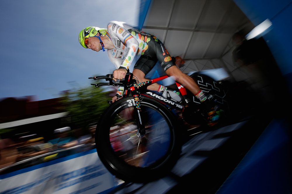 Sergey Tvetcov bursts out of the starting house at the 2014 Folsom Time Trial.