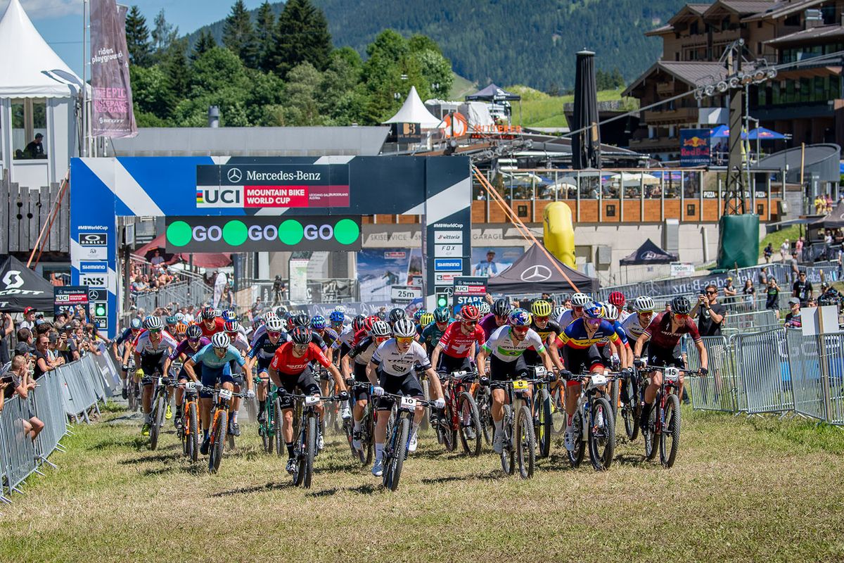 Start of the men's XCO race at Leogang, Austria