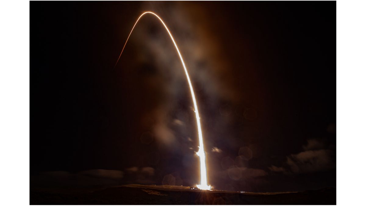 SpaceX wysyła pierwsze wiadomości tekstowe za pomocą satelitów Starlink