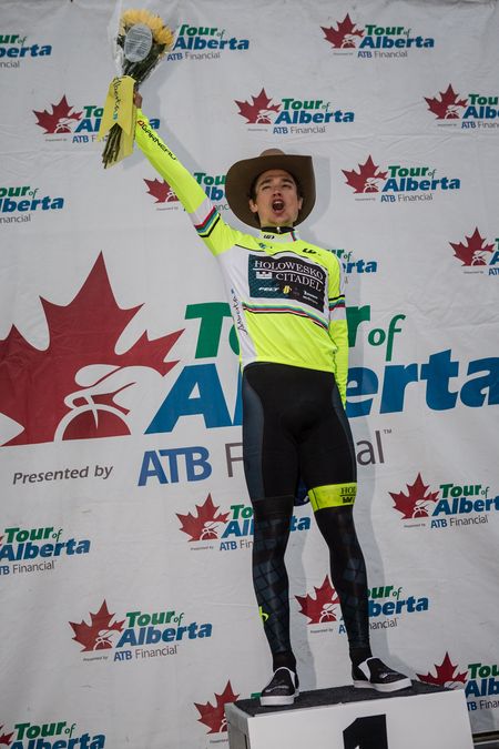 Robin Carpenter (Holowesko) happy to be in yellow