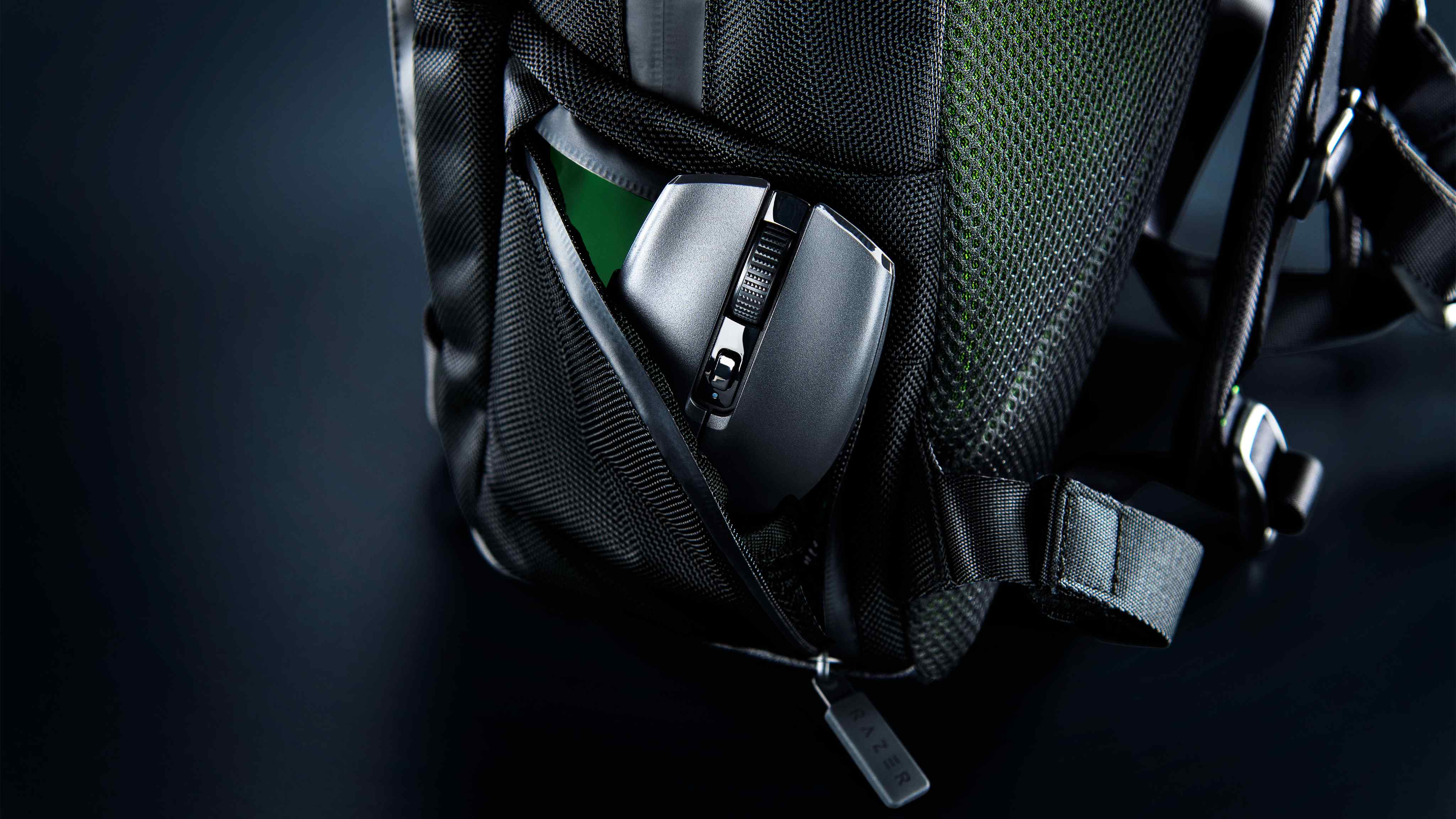 Image of the Razer Rogue V3 Backpack (16-inch).