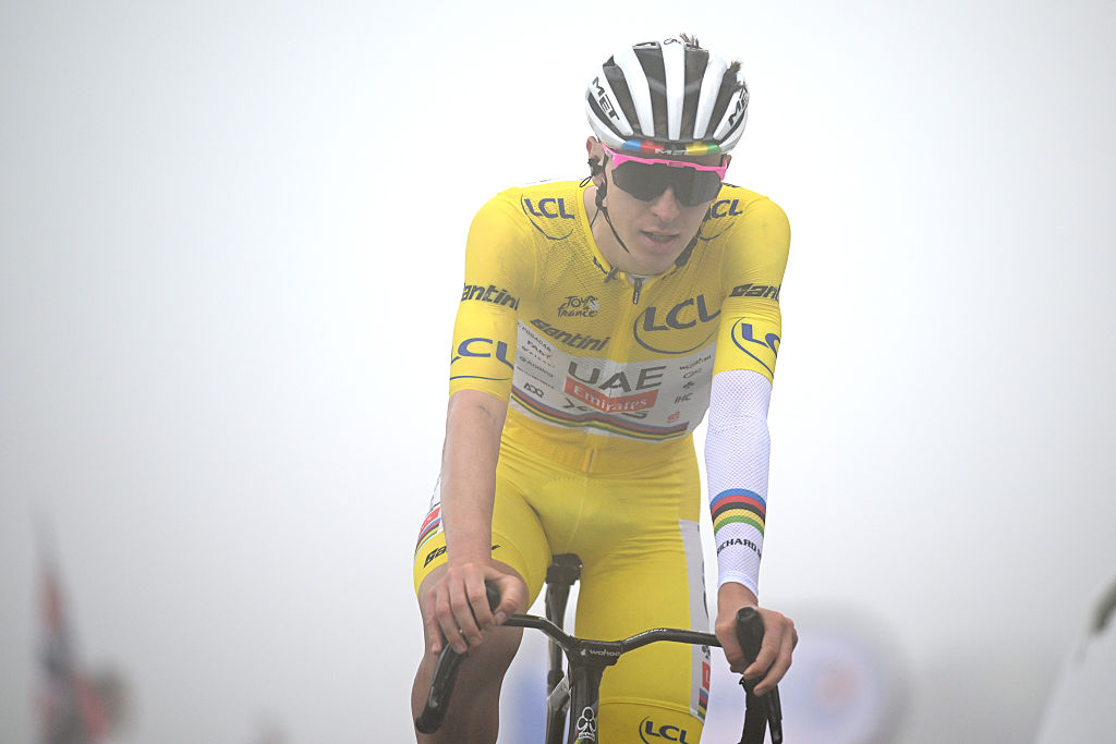COURCHEVEL - COL DE LA LOZE, FRANCE - JULY 24: Tadej Pogacar of Slovenia and UAE Team Emirates - XRG - Yellow Leader Jersey crosses the finish line during the 112th Tour de France 2025, Stage 18 a 171.5km stage from Vif to Courchevel - Col de la Loze 2298m / #UCIWT / on July 24, 2025 in Courchevel - Col de la Loze, France. (Photo by Dario Belingheri/Getty Images)
