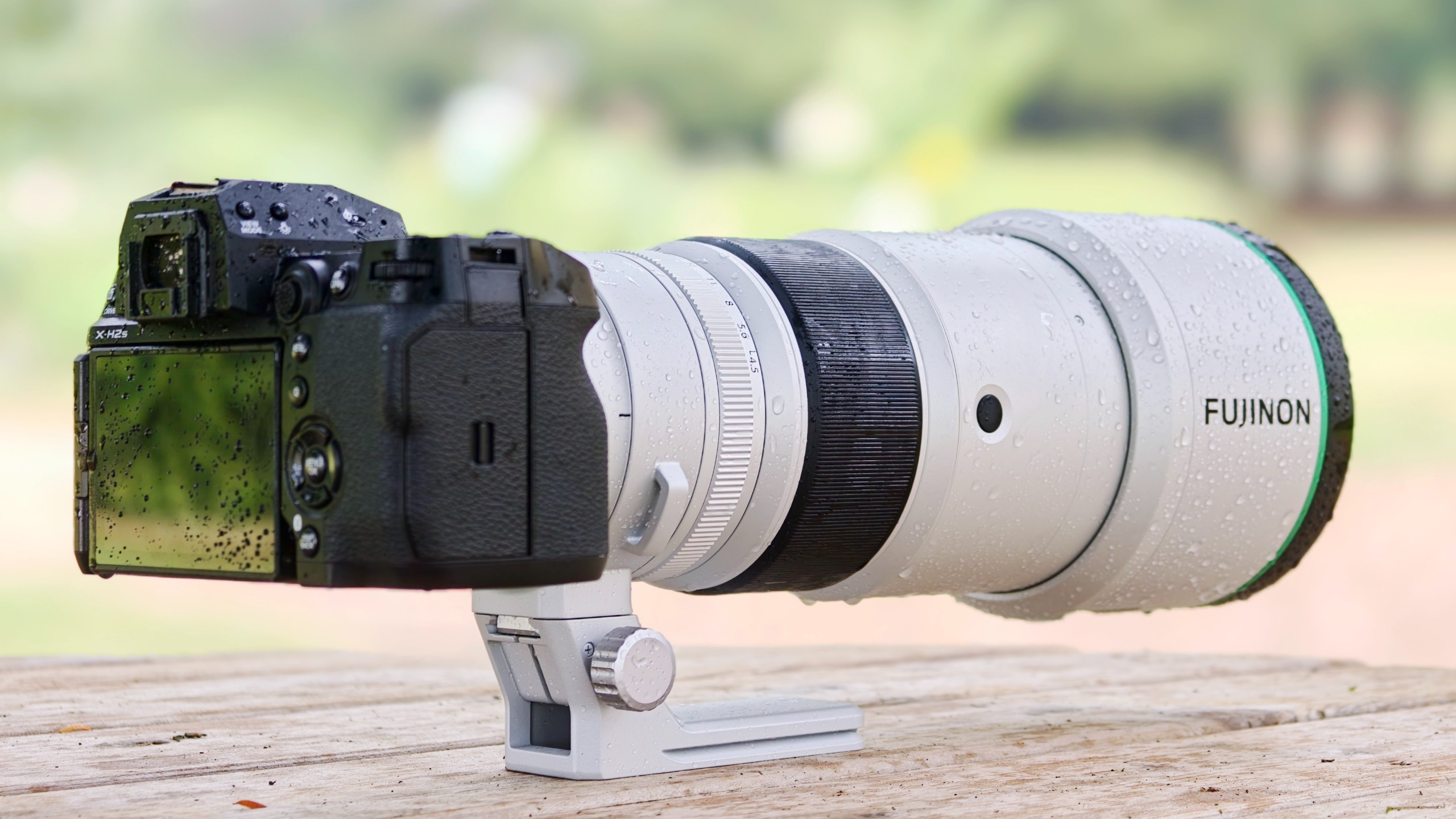 Fujifilm XF 400mm F4.5 R LM OIS WR product image