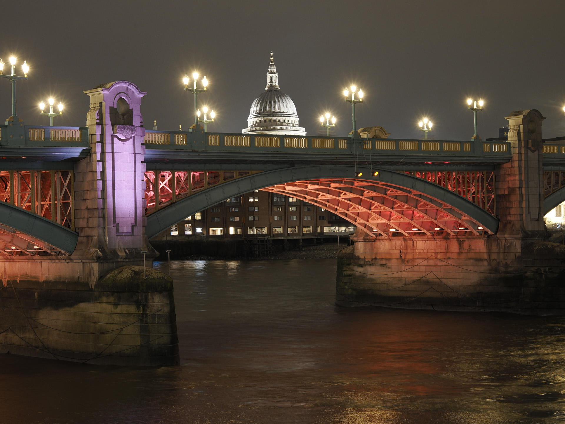 OM System OM-3 sample photos: St Pauls cathedral over the Thames at night