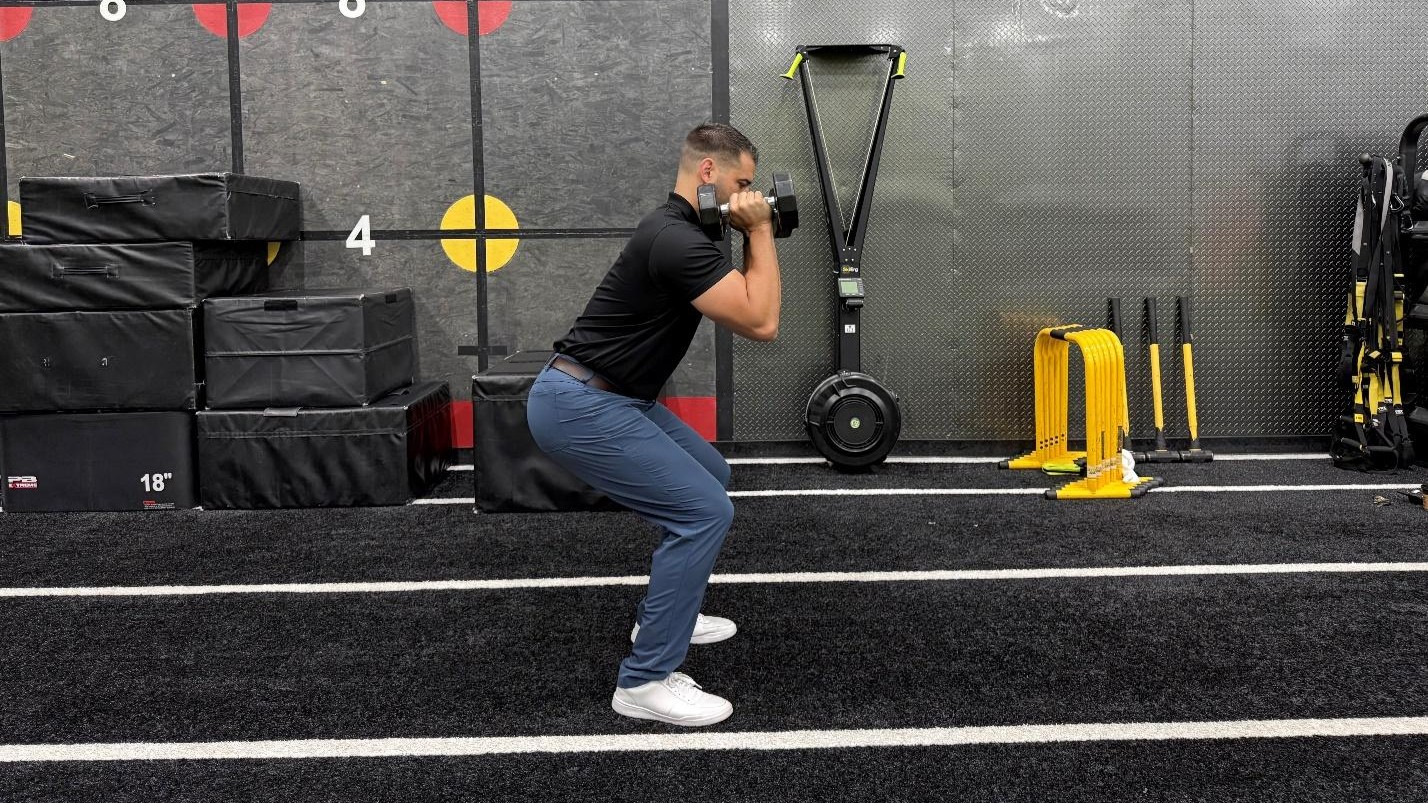 man doing exercise in the gym