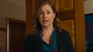 Jenna Fischer as Cady's mom in Mean Girls.