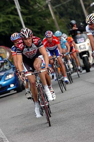 Luxembourg's Frank Schleck (CSC) leads a gruppo including the champion of Holland, Michael Boogerd (Rabobank).
