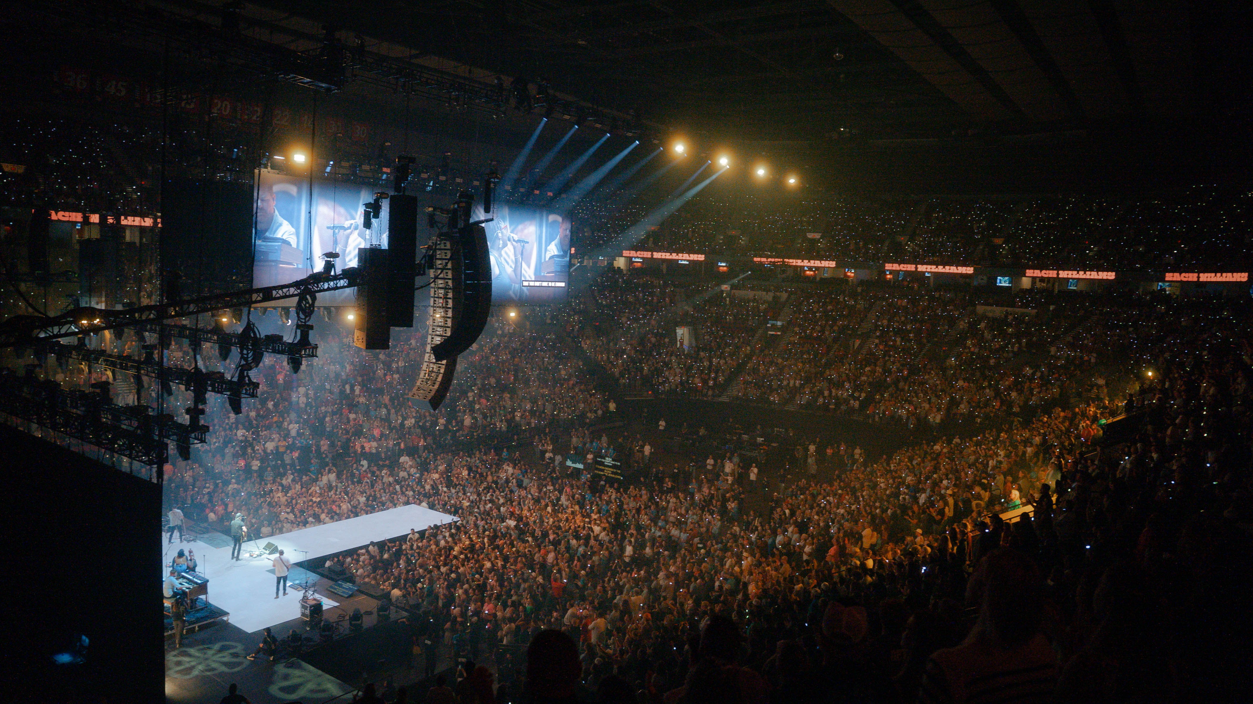 Shots of a packed house at the Moda Center during PDX Crusade. 