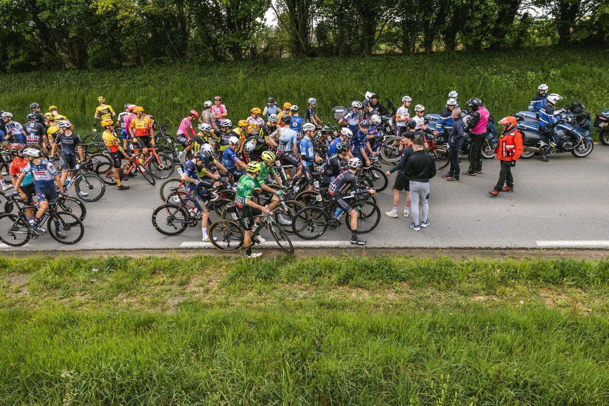 Stage 6 of the Tour de Bretagne cancelled after massive crash - Cyclingnews