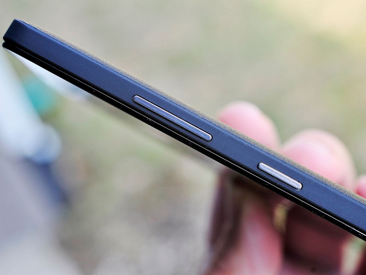 Mozo Black Rim for Lumia 950