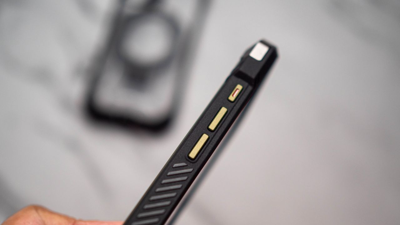 Supcase iPhone 17 case