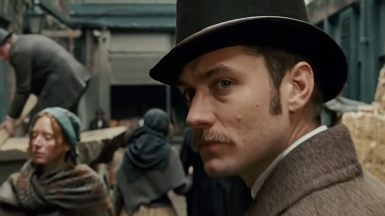 Jude Law in Sherlock Holmes.