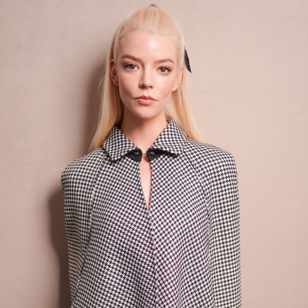 Anya Taylor Joy arrived at Jonathan Anderson&#039;s Dior Spring 2026 show during Paris Fashion Week
