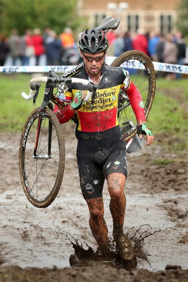 Sven Nys (Landbouwkrediet-Euphony) was not on song in Laarne, but has bigger fish to fry in the Superprestige tomorrow