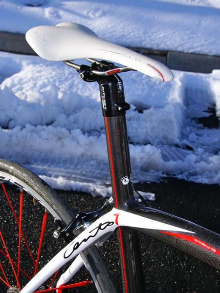 The integrated seatmast can present some issues when packing the bike for travel but Wilier engineered it with a 31.6mm-diameter internal bore so a conventional telescoping post can be retrofitted if desired