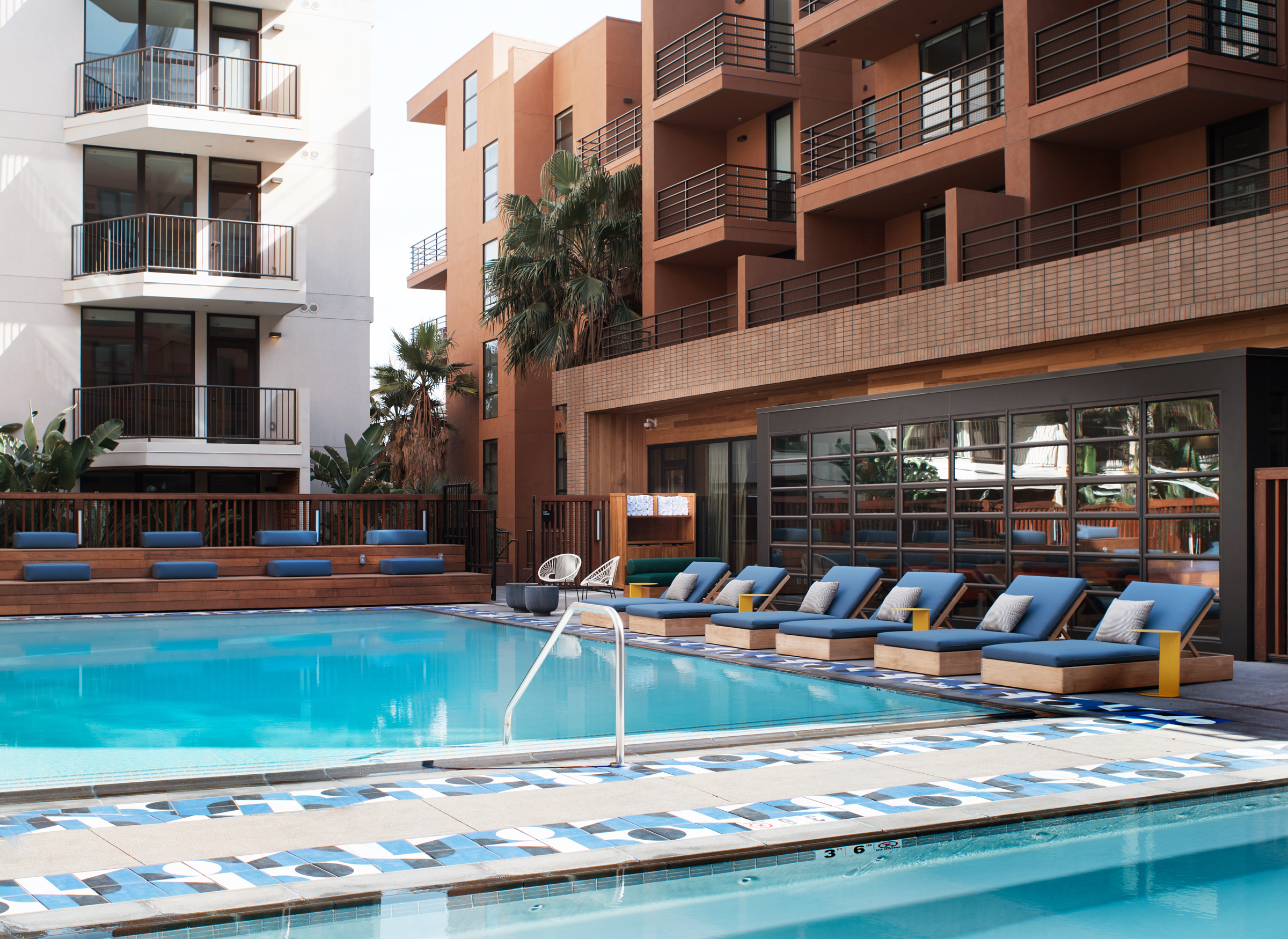 Pool area in El Centro