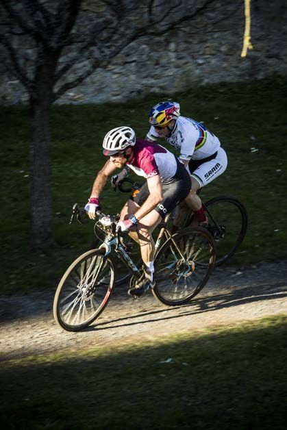 Nicola Rohrbach leads Simon Andreassen in the fight for the win
