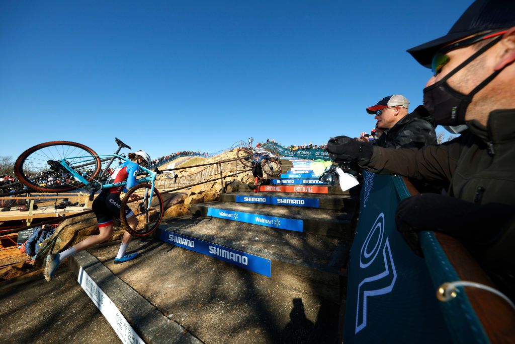 FAYETTEVILLE ARKANSAS JANUARY 29 Isabella Holmgren of Canada competes while fans cheer during the 73rd UCI CycloCross World Championships Fayetteville 2022 Womens Junior Fayetteville2022 on January 29 2022 in Fayetteville Arkansas Photo by Chris GraythenGetty Images