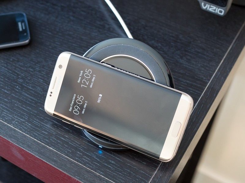 Samsung Fast Charge Wireless Charging Stand