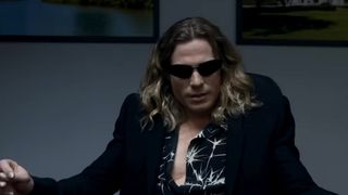 Lestat wearing sunglasses during an interview in Season 3. 