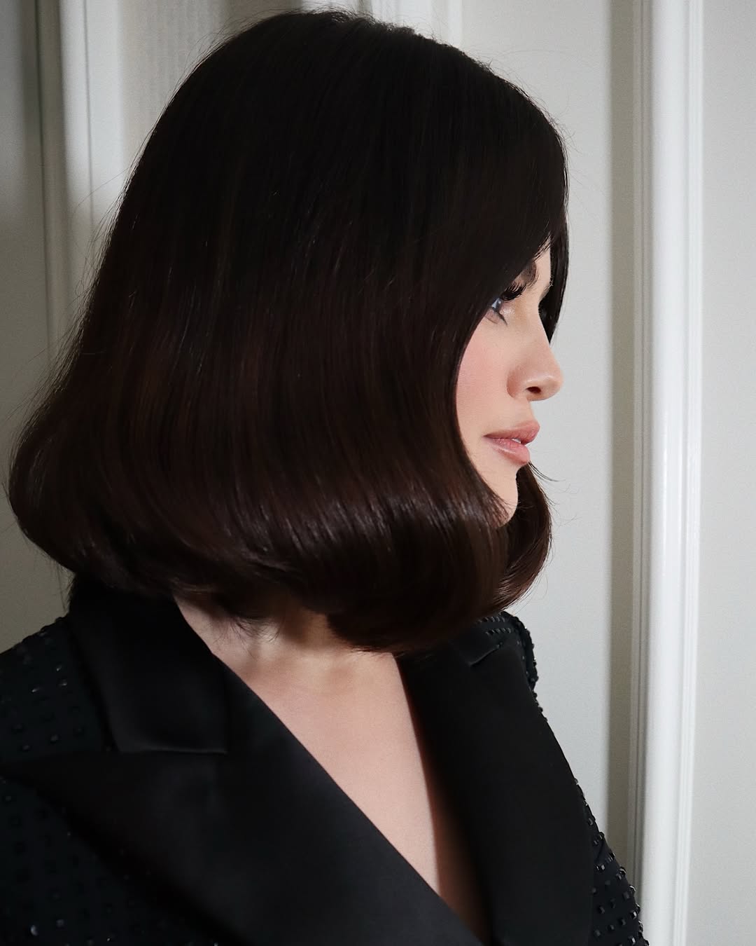 A thick and glossy bob on Selena Gomez by Renato Campora for the ELLE Women in Hollywood celebration