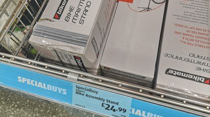 Aldi cycling hot sale special buys