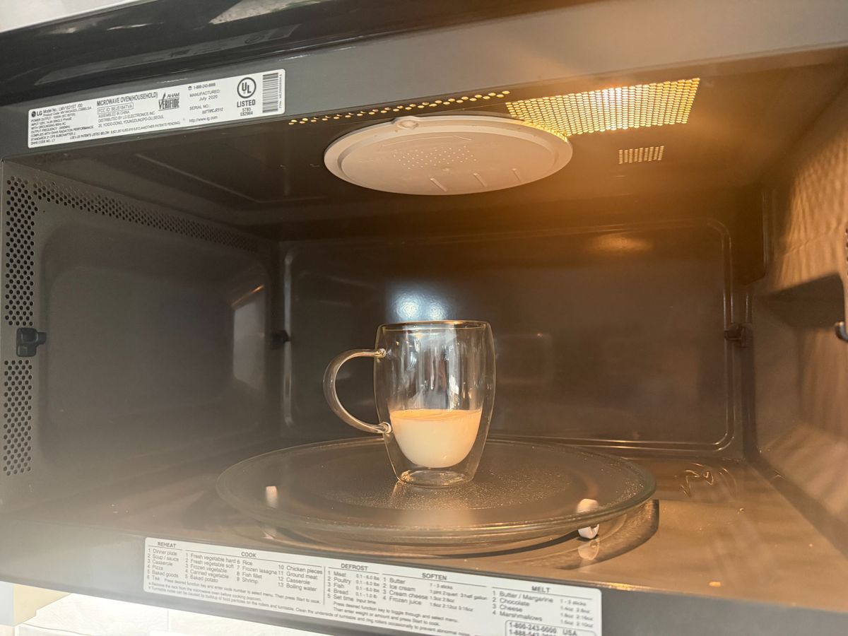 Braun OptiBrew Pro coffee shot and frothed milk