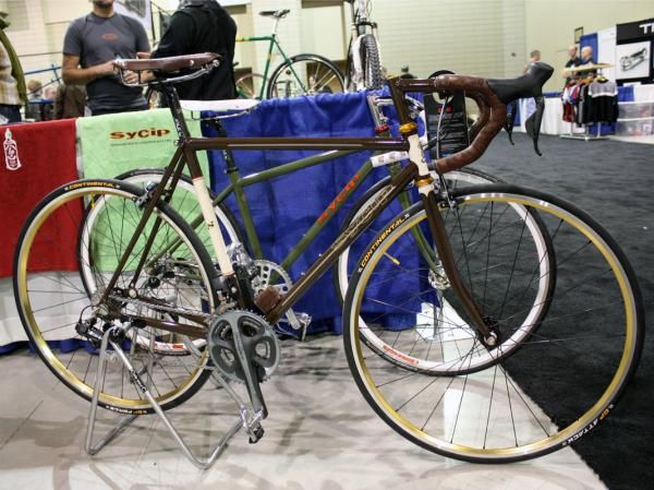 SyCip was another builder at NAHBS who chose to build a bike with Shimano's new Dura-Ace Di2 electronic group.